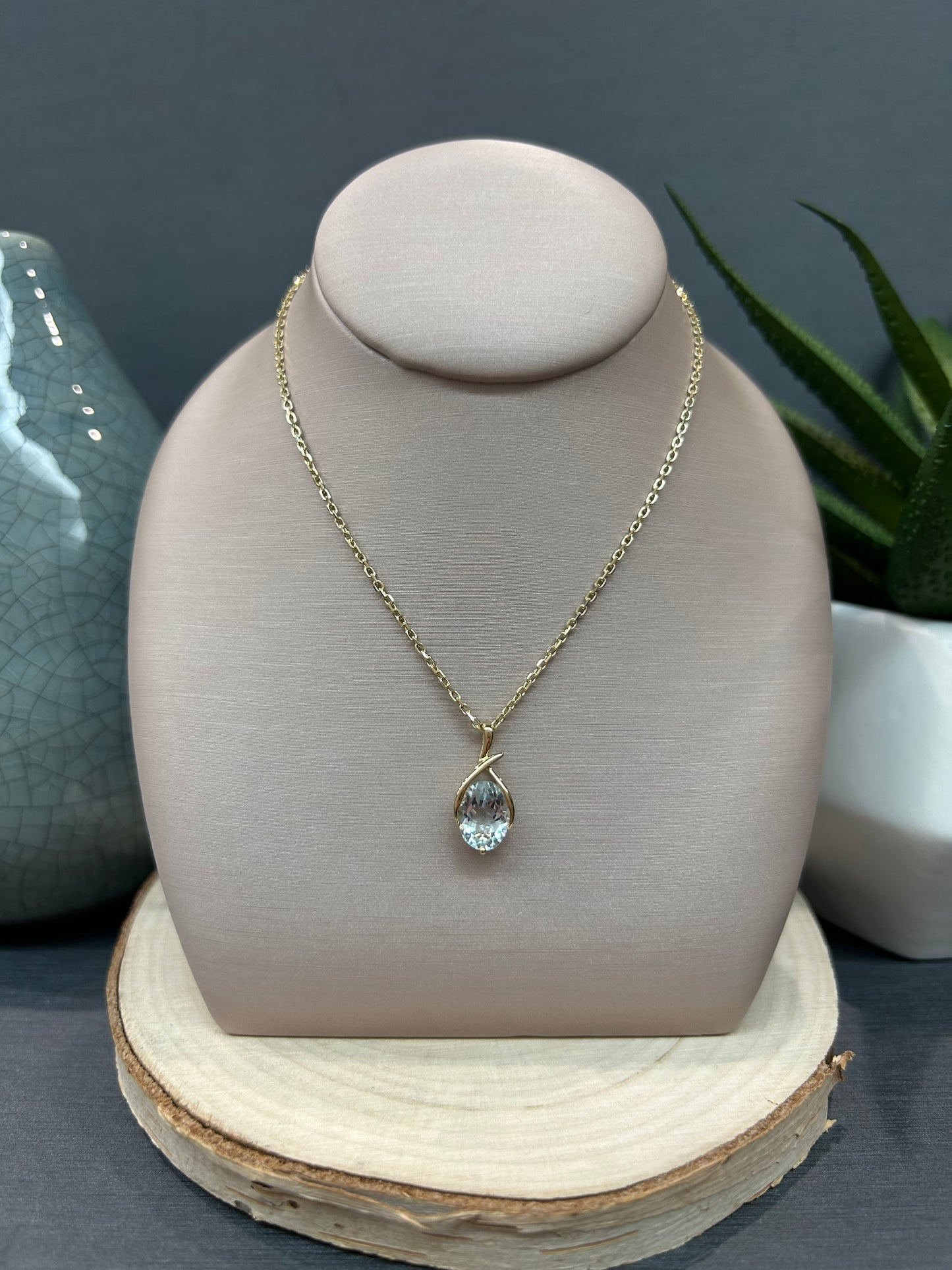 10k Yellow Gold Oval Gemstone Cross Over Pendant
