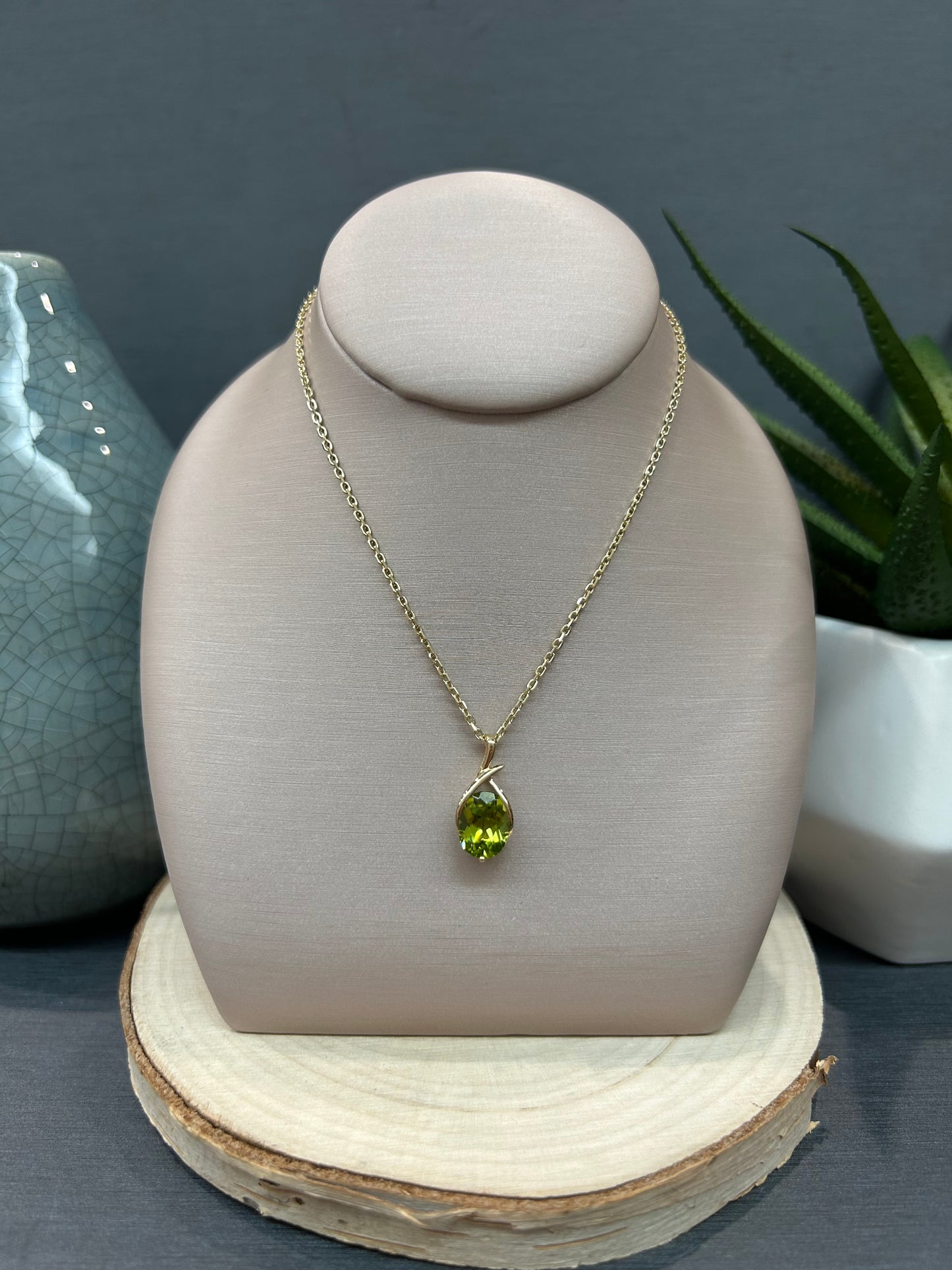 10k Yellow Gold Oval Gemstone Cross Over Pendant