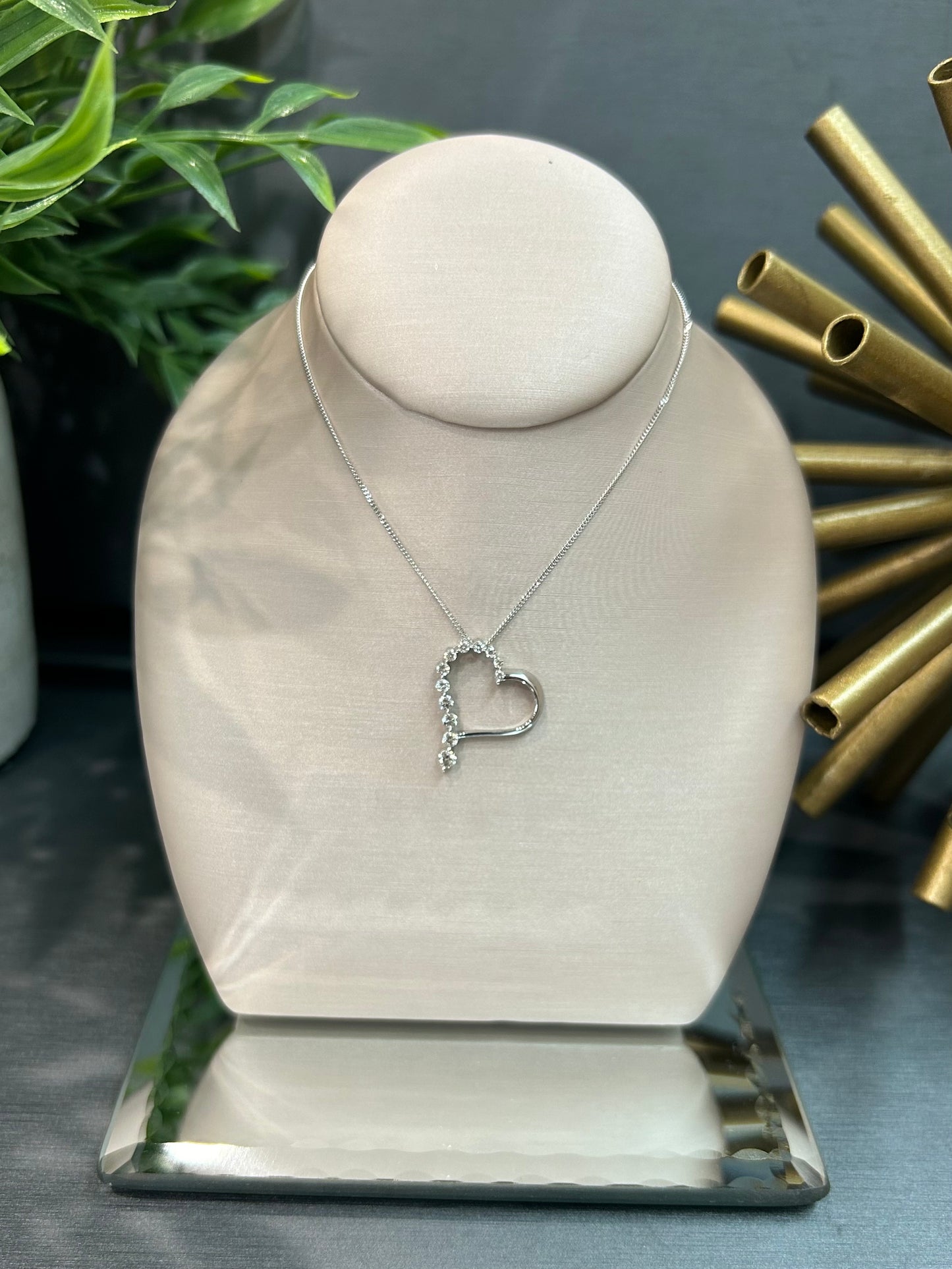 10k White Gold 0.33ctw Diamond Journey Heart Pendant