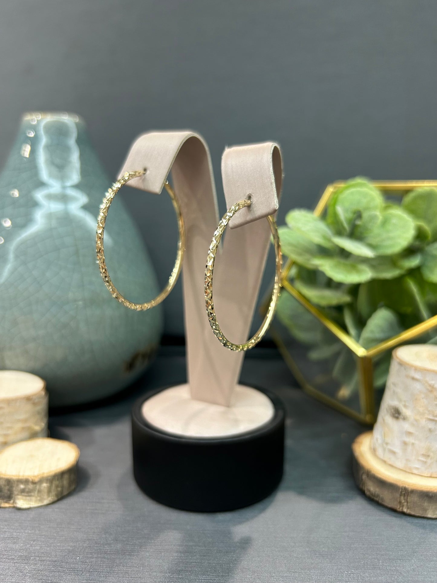 10k Yellow Gold Diamond Cut Thin Hoop Earrings