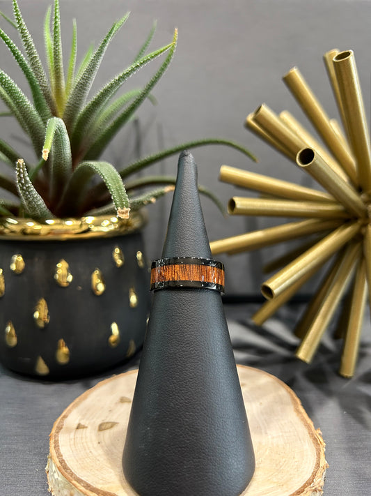 Tantalum 9mm Black Wood Center Malo Band