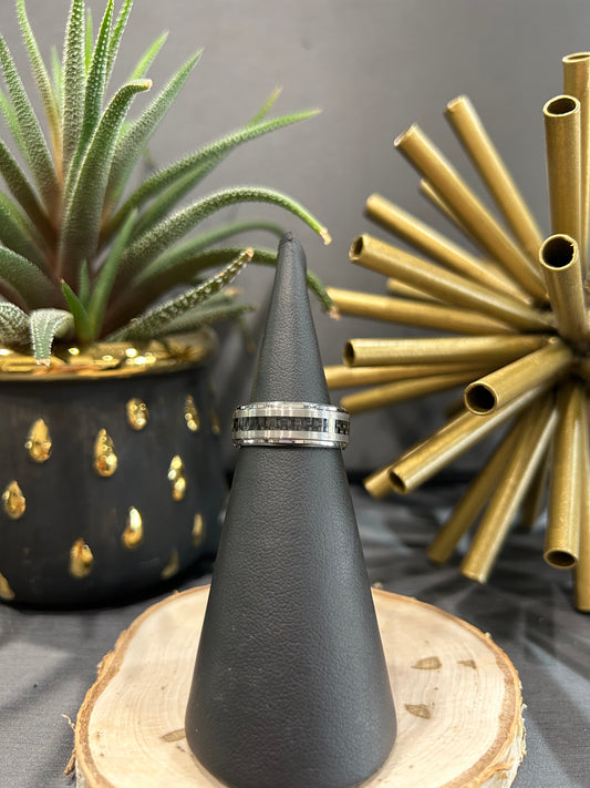 Tungsten 8mm Black Check Center Malo Band