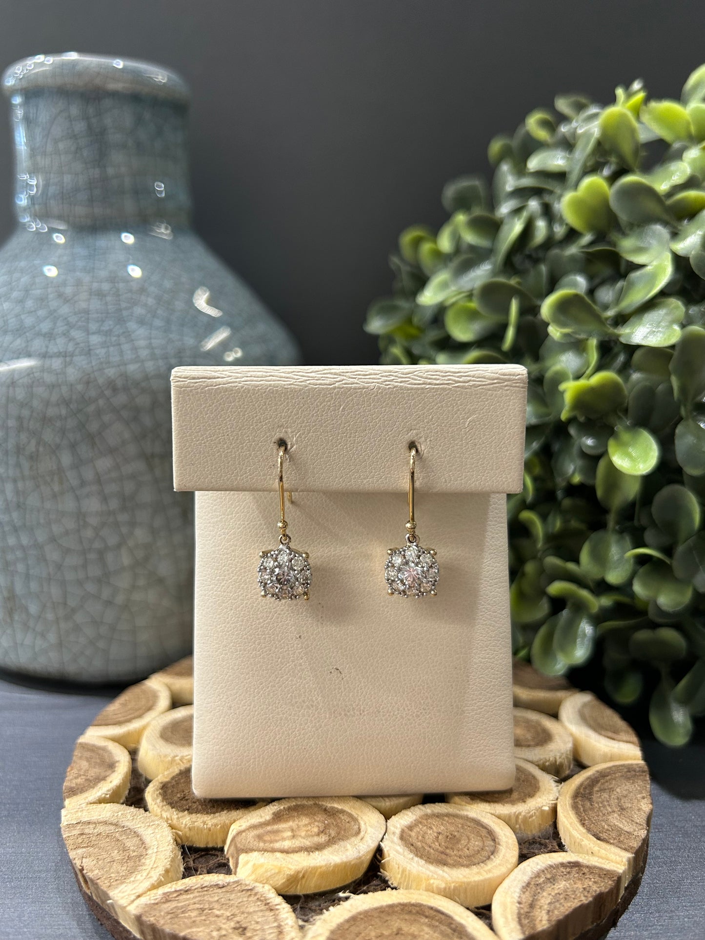 10k Yellow Gold 1.00ctw Diamond Cluster Illusion Dangle Earrings