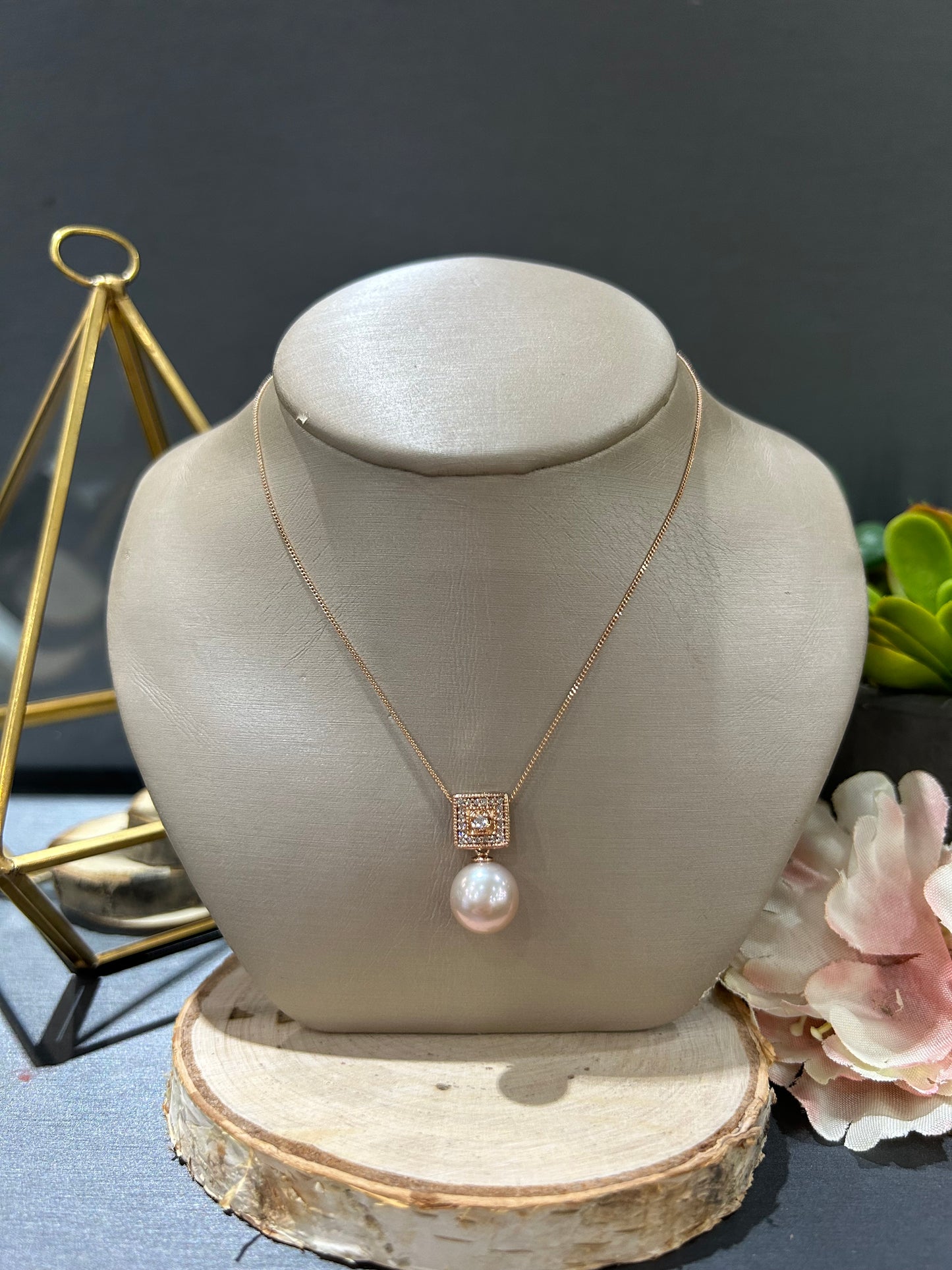 10k Rose Gold 0.08ctw Diamond 9mm Purple Pearl Pendant