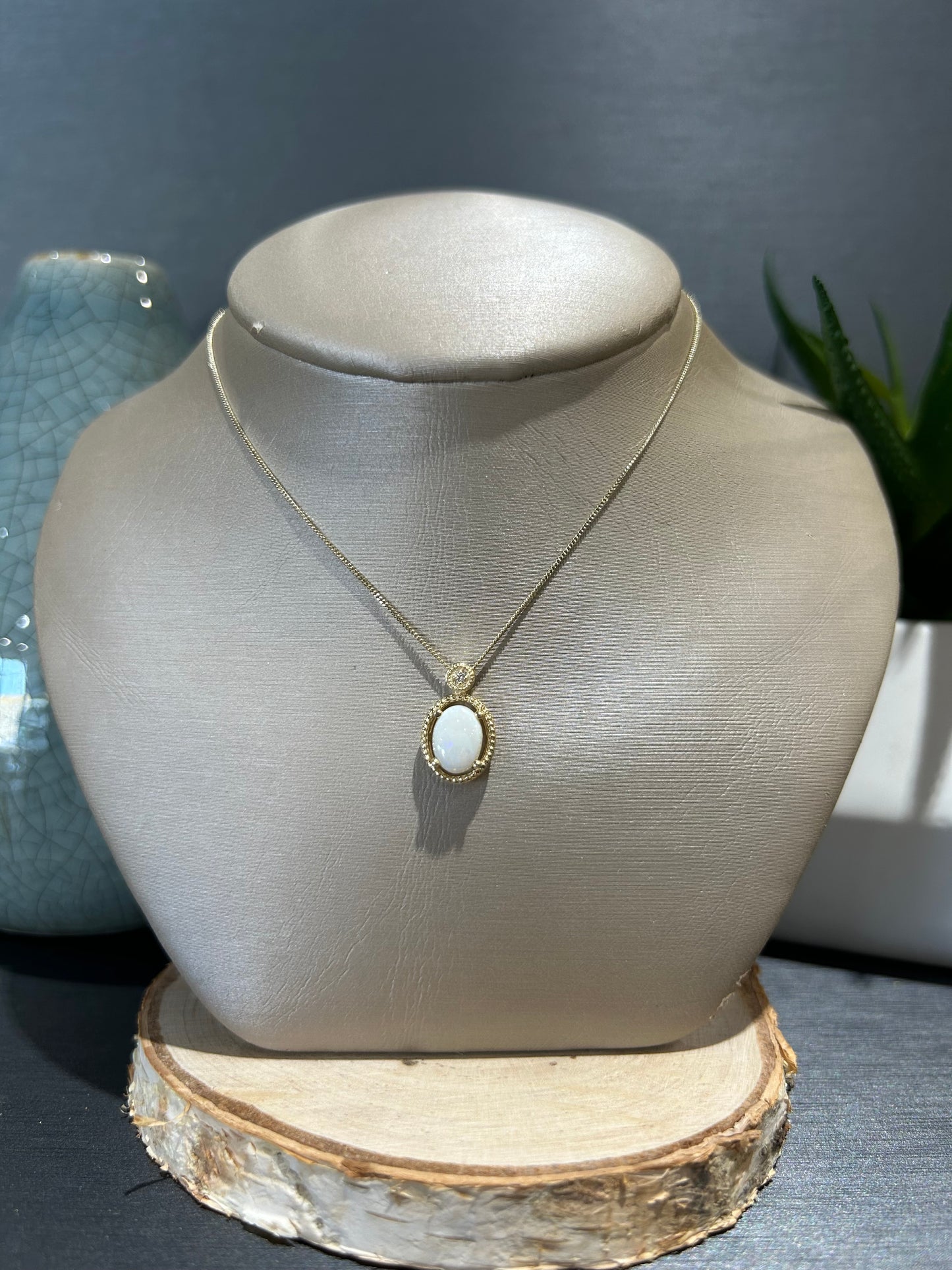 10k Yellow Gold Oval Gemstone Gold Halo Pendant