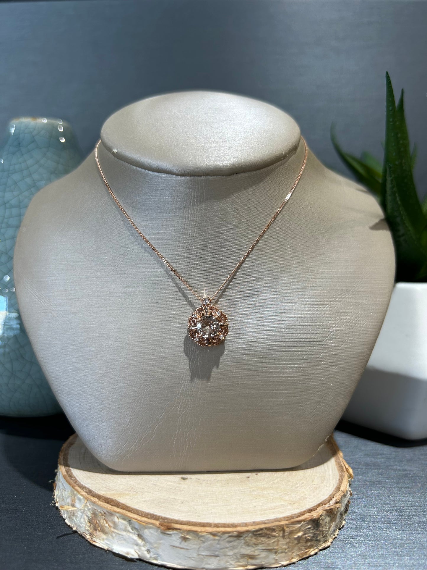 10k Rose Gold Morganite Flower Design Pendant
