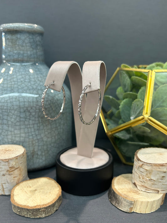 10k White Gold Diamond Cut Thin Hoop Earrings