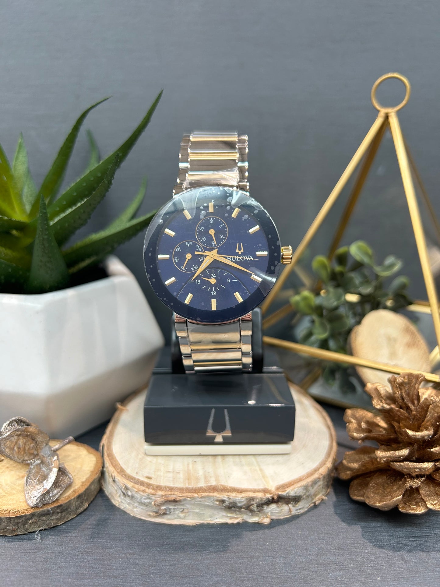 Men's Bulova Gold Dial Accent Watch with Metal Band