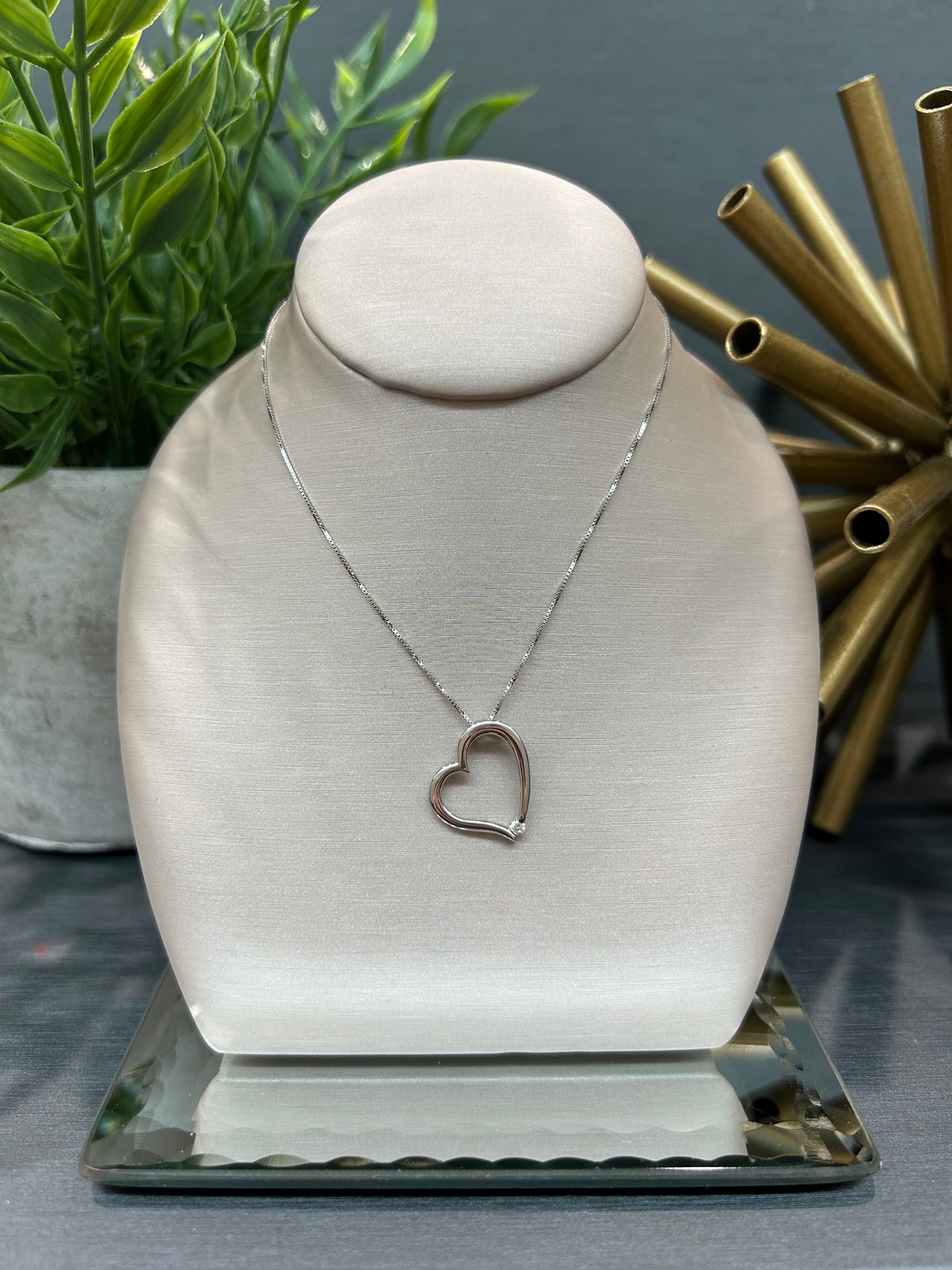 10K Gold 0.03ct Diamond Slanted Heart Pendant