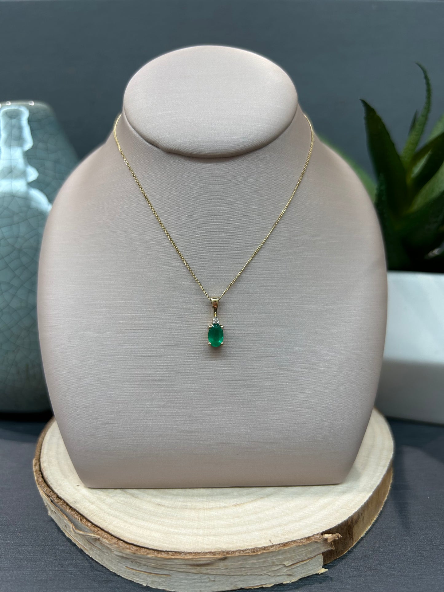10k Gold Oval Gemstone Pendant
