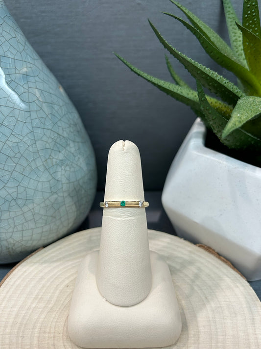 14k Yellow Gold Emerald Bezel Set Band