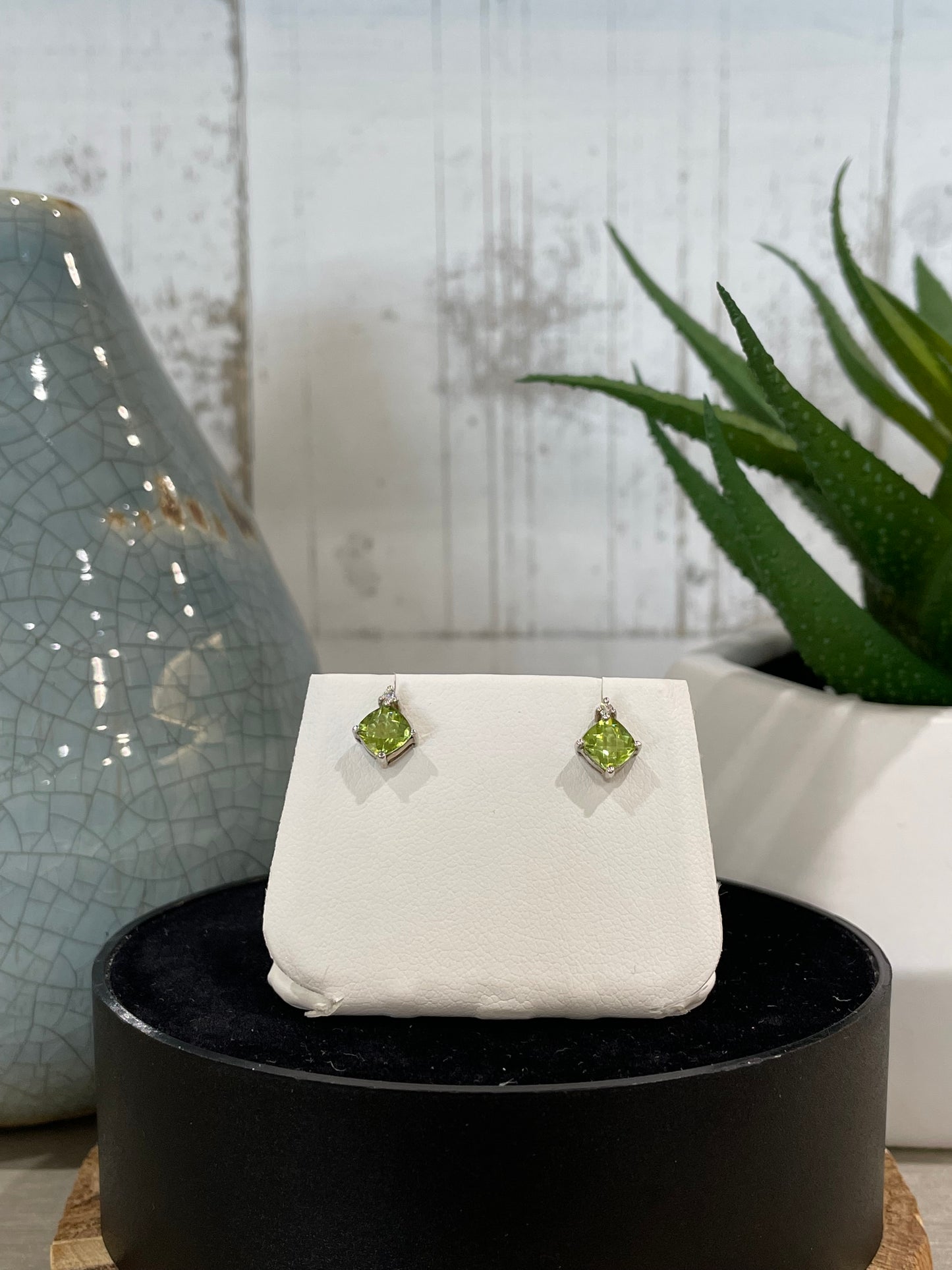 14k White Gold Square Peridot Stud Earrings
