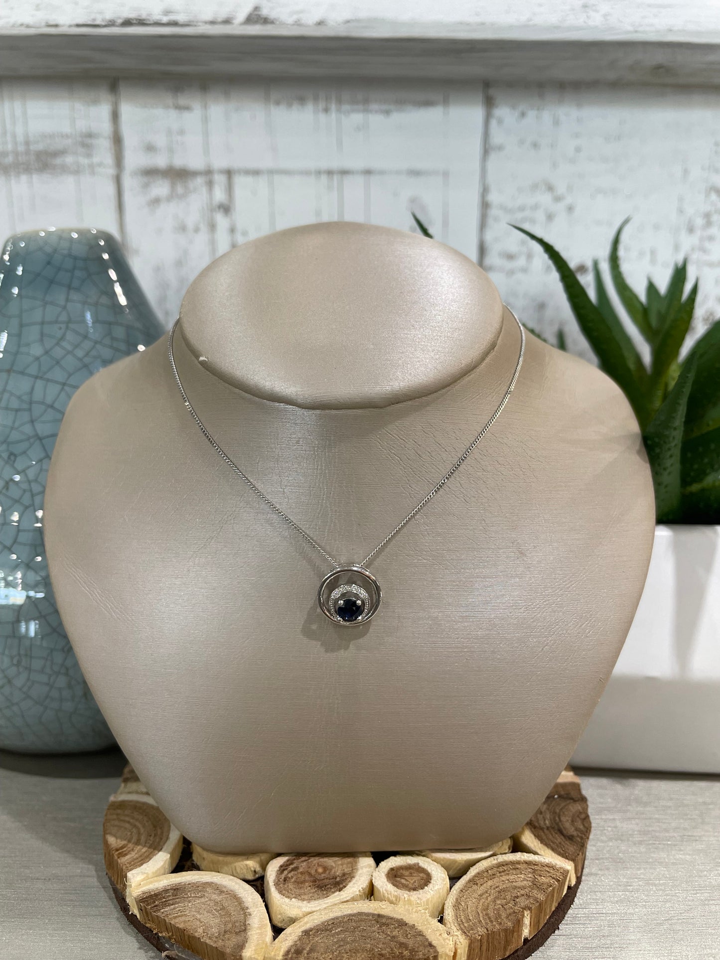 10k White Gold Round Sapphire Pendant