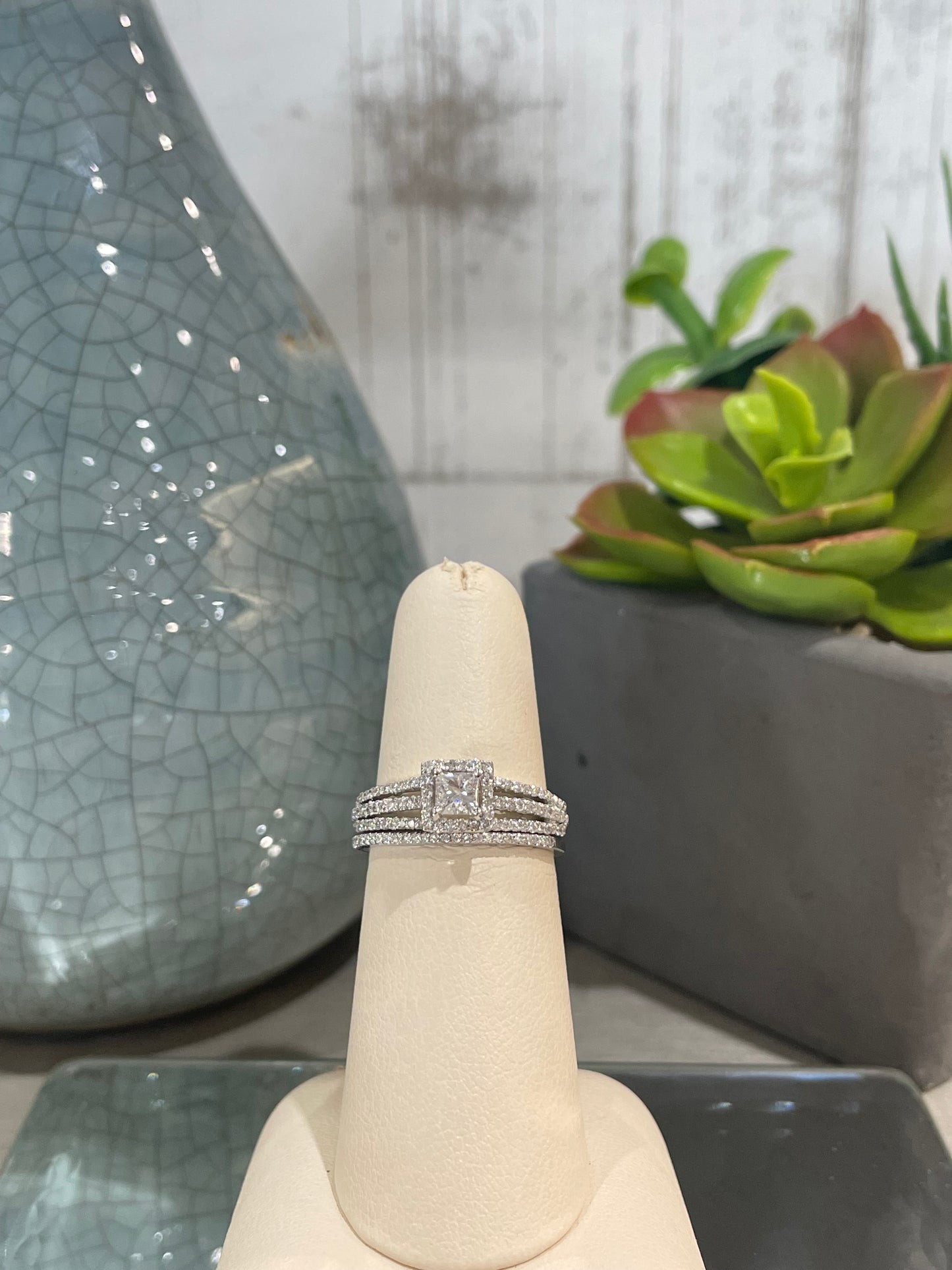14k White Gold 0.31ct Diamond Princess Halo Engagement Ring