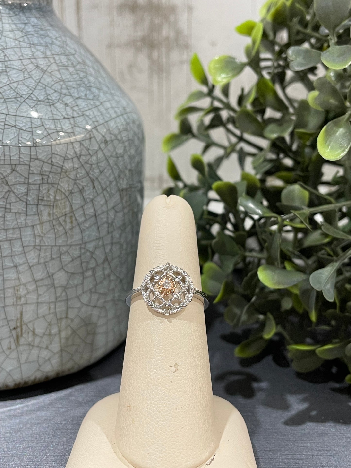 10k Two-Tone .025ctw Diamond Round Design Ring