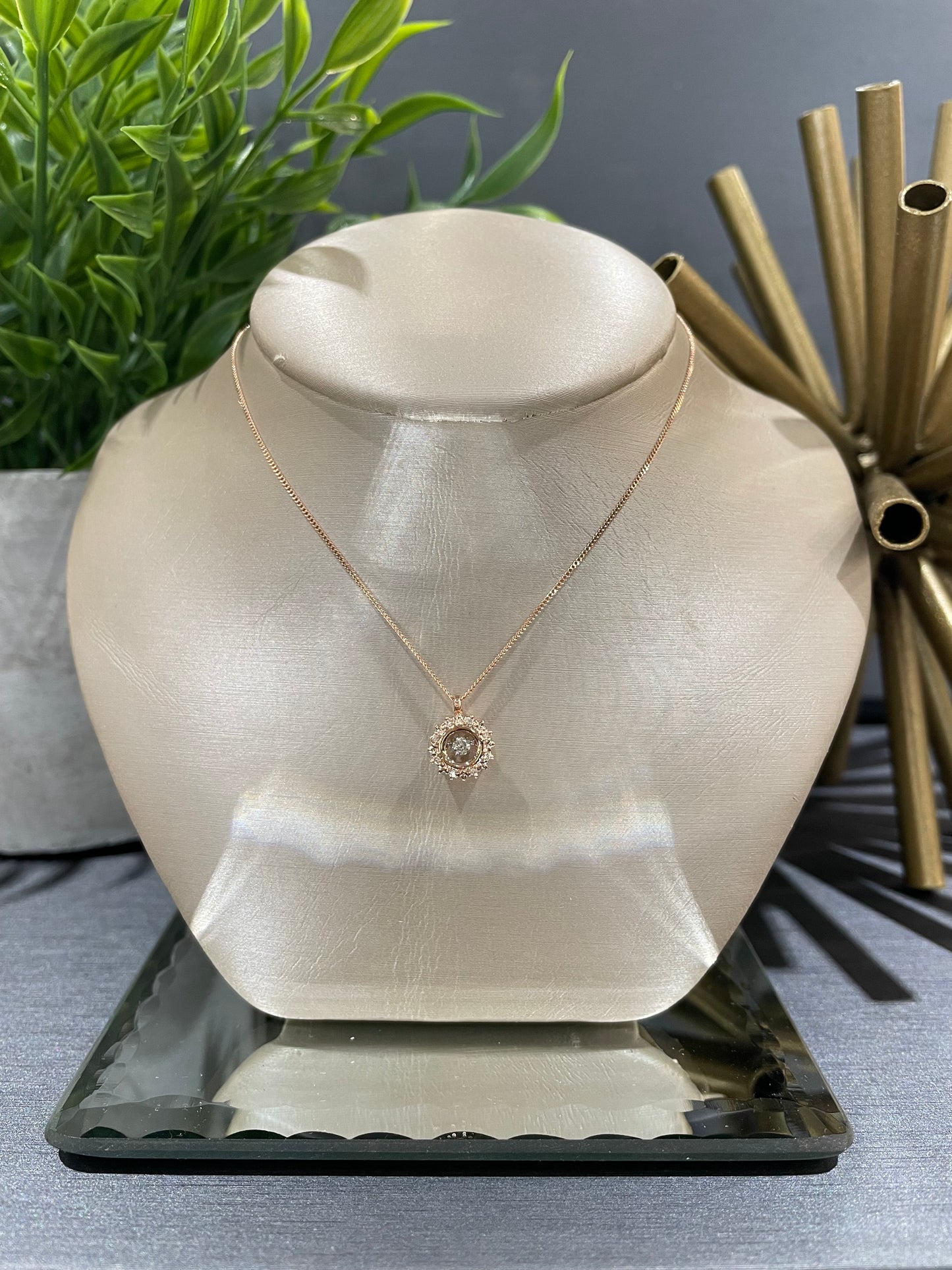 10k Gold 0.04ct Diamond Circle Halo Twinkle Pendant