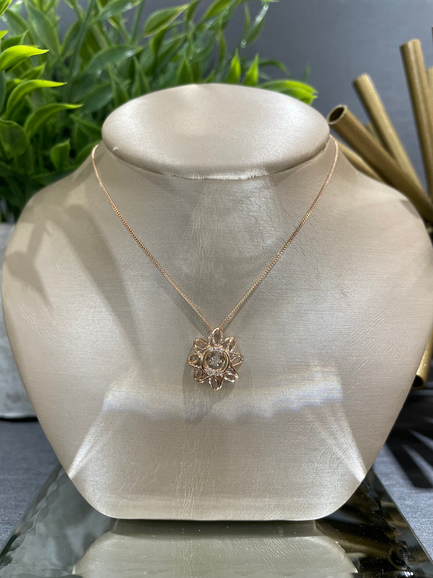 10k Gold 0.05ct Diamond Sun Twinkle Pendant