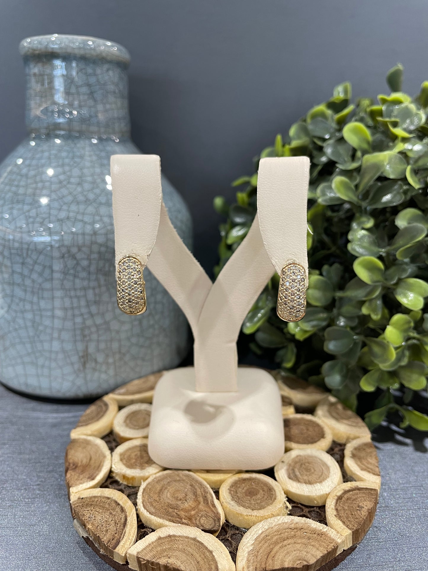 14k Yellow Gold 0.75ctw Diamond Pave Hoop Earrings