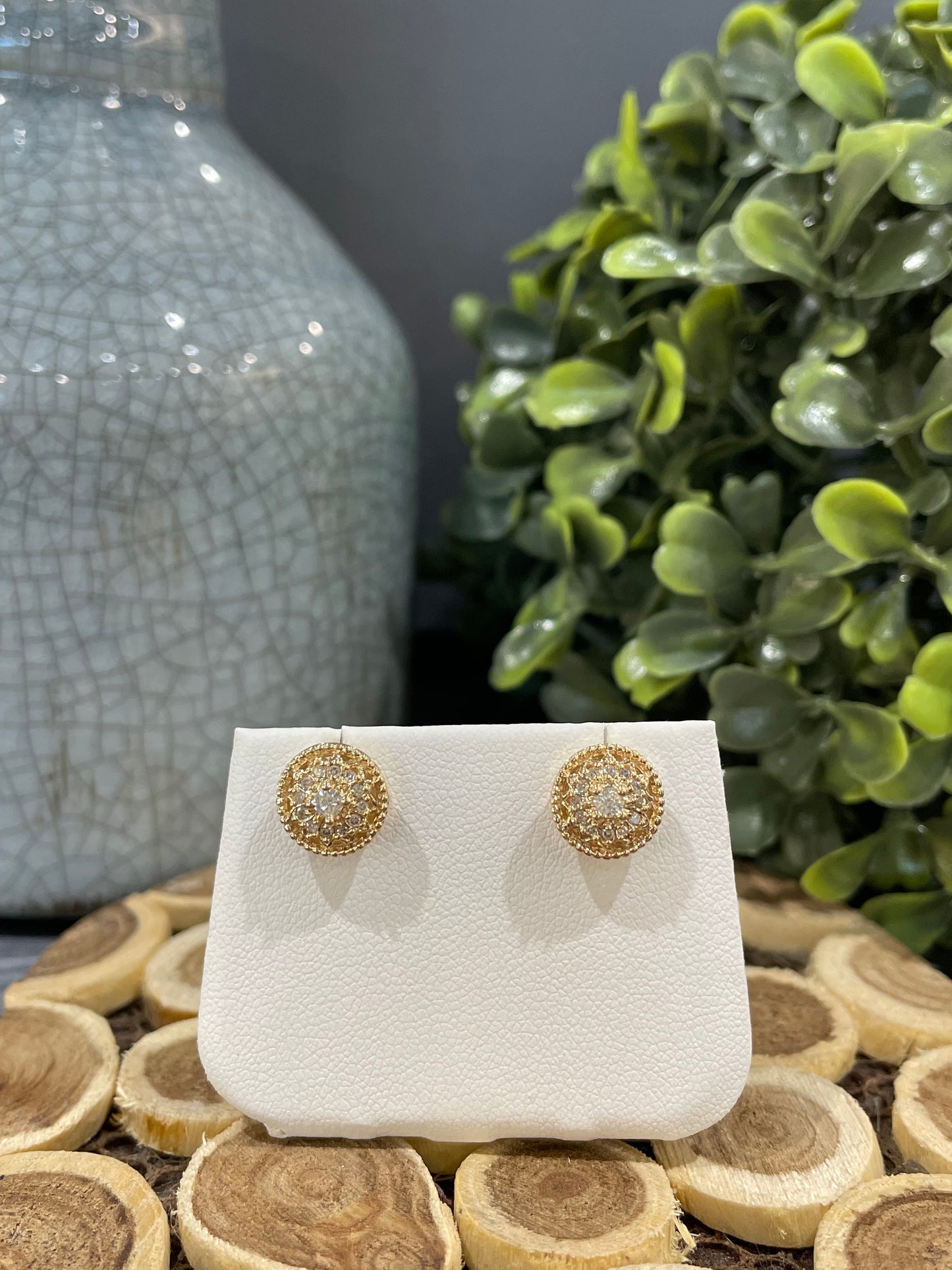 10k Yellow Gold 0.23ctw Diamond Flower Disc Stud Earrings