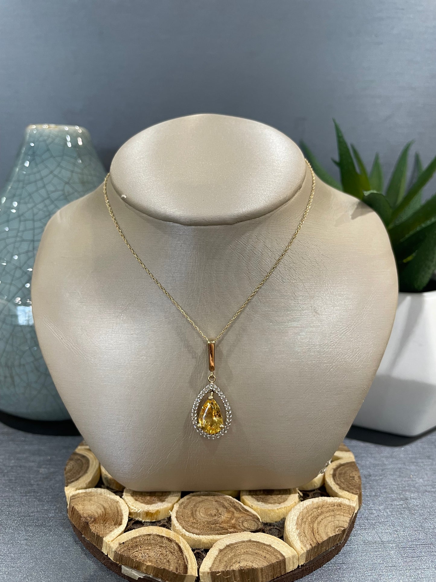 10k Yellow Gold Pear Citrine Halo Pendant
