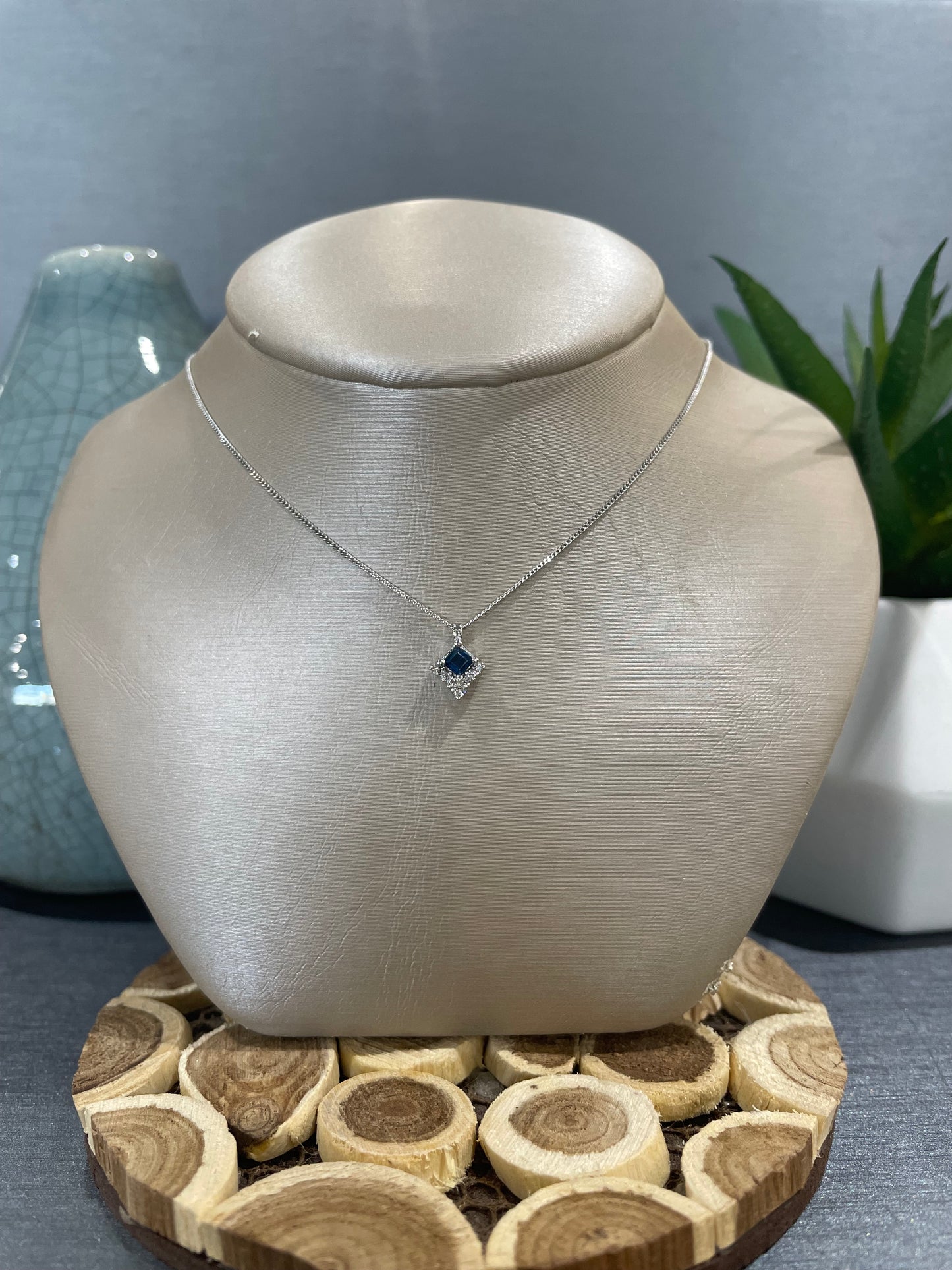 10k Gold Triangle Gemstone Pendant