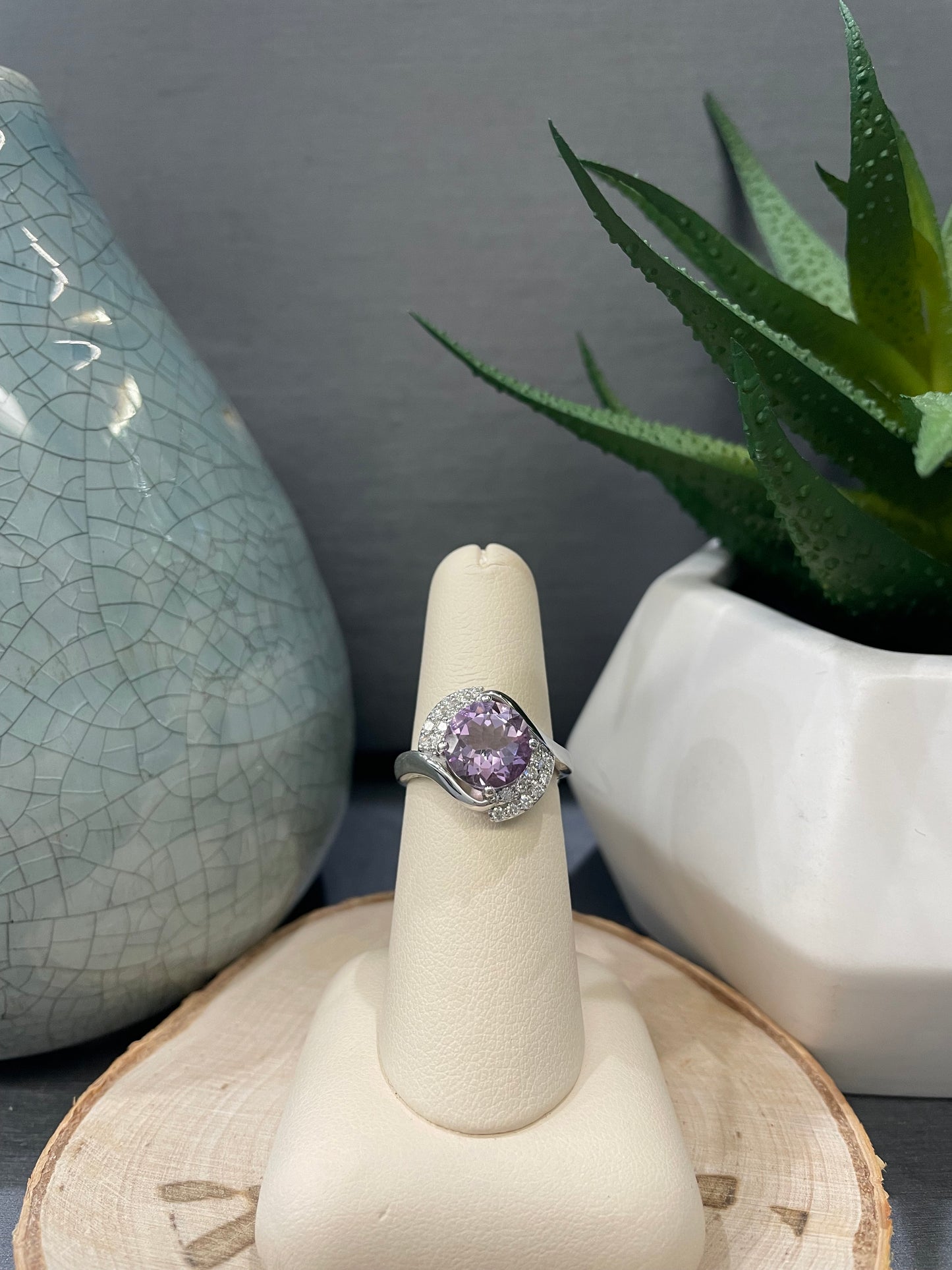 10k White Gold Pink Amethyst Ring