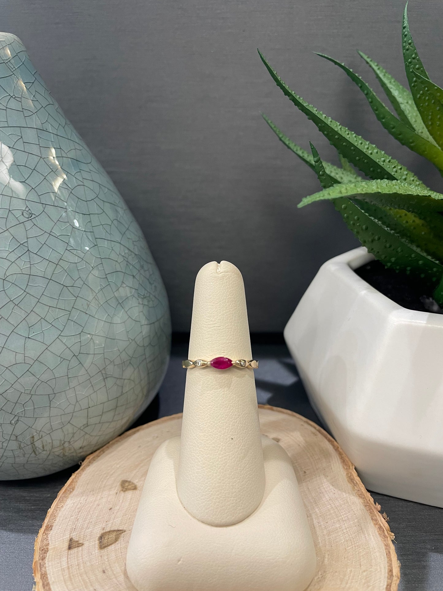 10k Yellow Gold Oval Gemstone Band