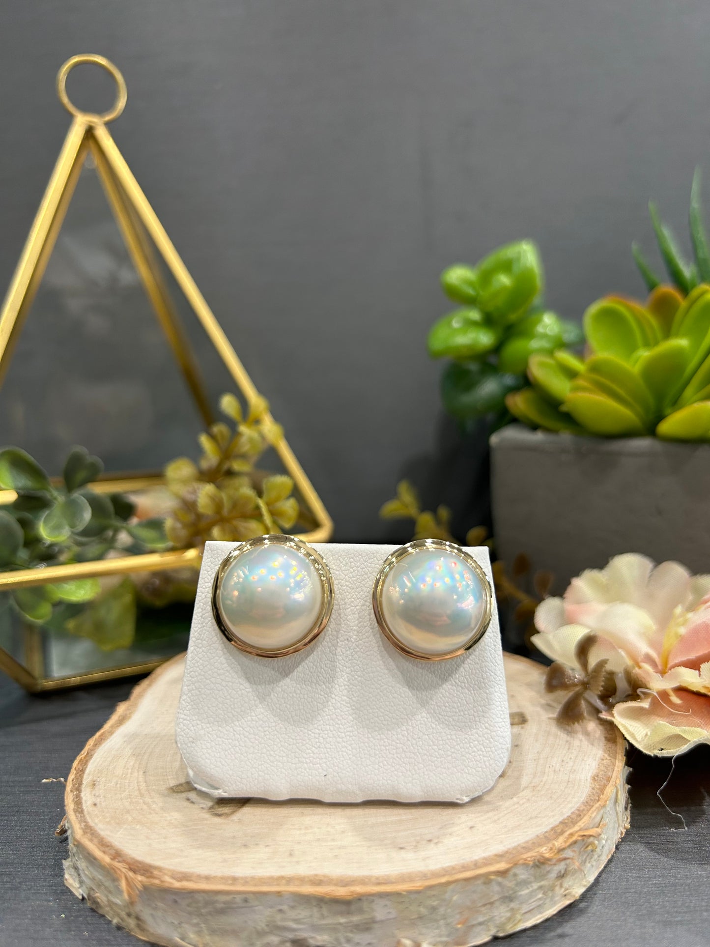 14k Yellow Gold 14.5mm Cream Pearl Stud Earrings