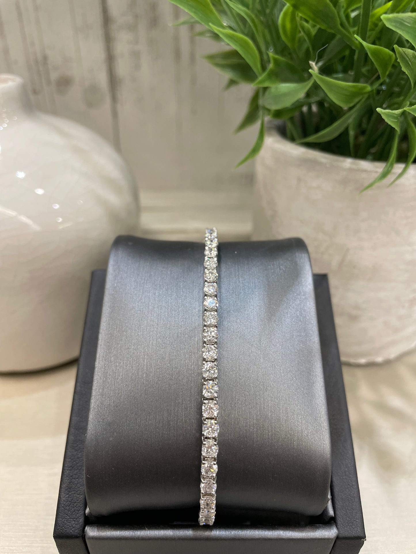 14k White Gold 6.32ctw Diamond Tennis Bracelet