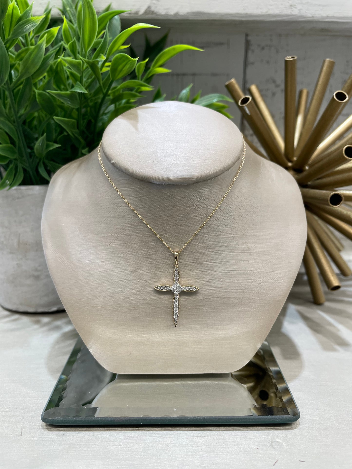 10k Gold 0.25ctw Diamond Cross Pendant