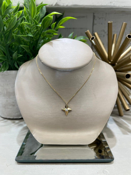 10k Gold 0.047ct Diamond Star Pendant