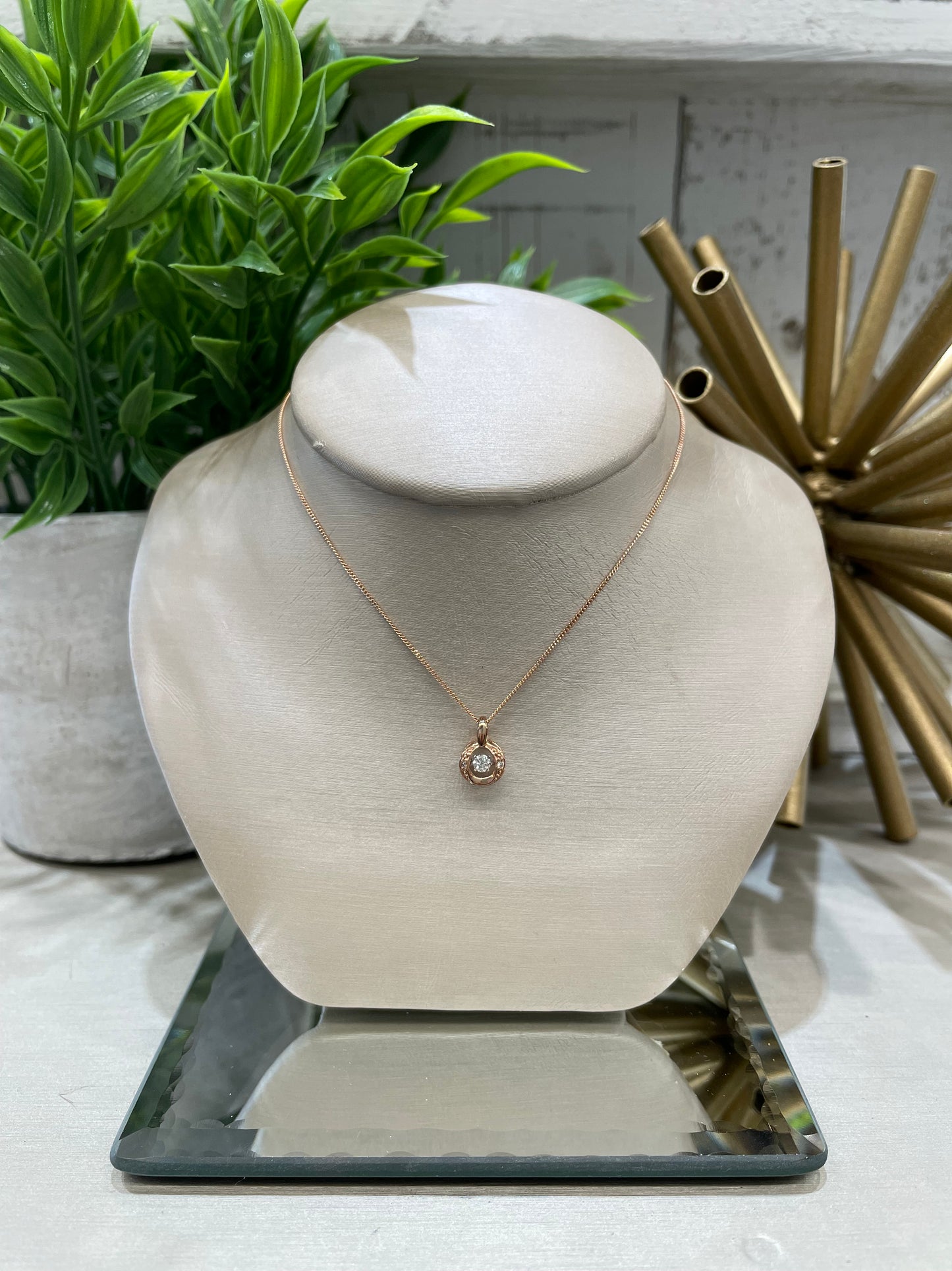 10k Rose Gold 0.07ctw Diamond Circle Twinkle Pendant