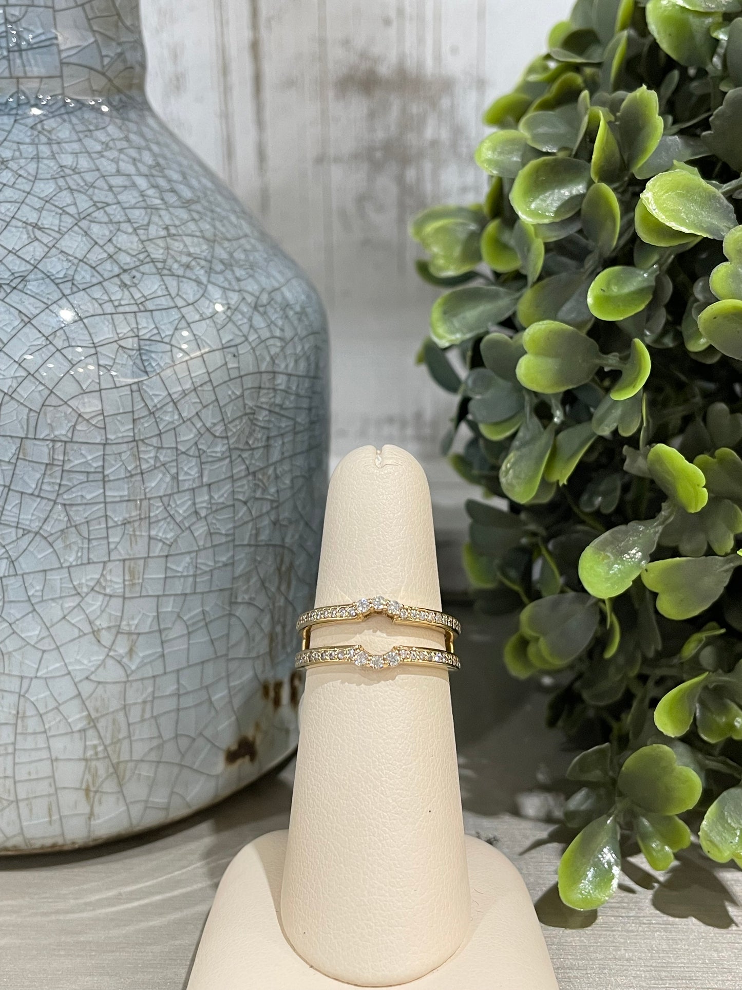 10k Yellow Gold 0.33ctw Diamond Jacket Band