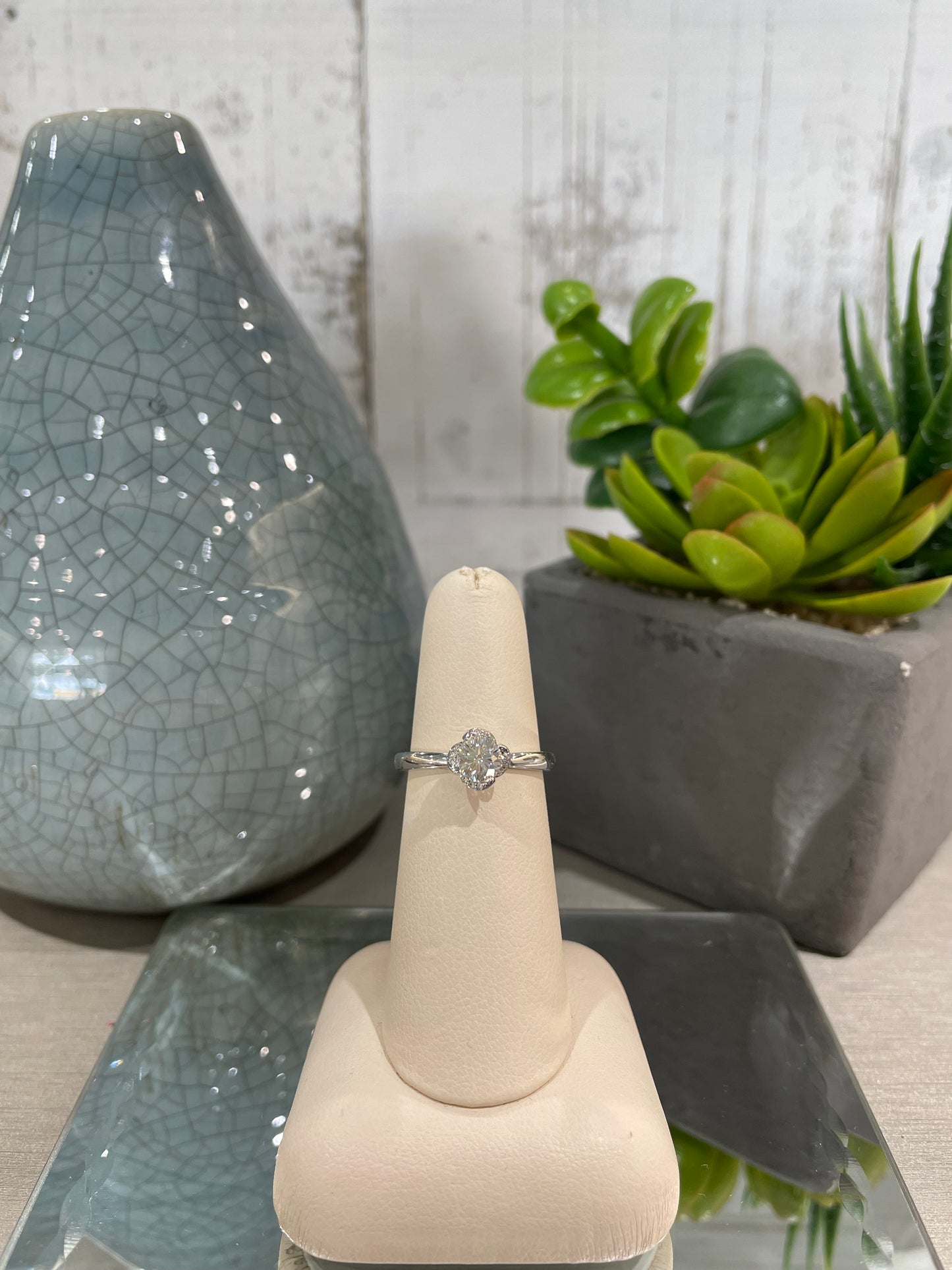 18k White Gold 0.51ct Diamond Flower Halo Engagement Ring