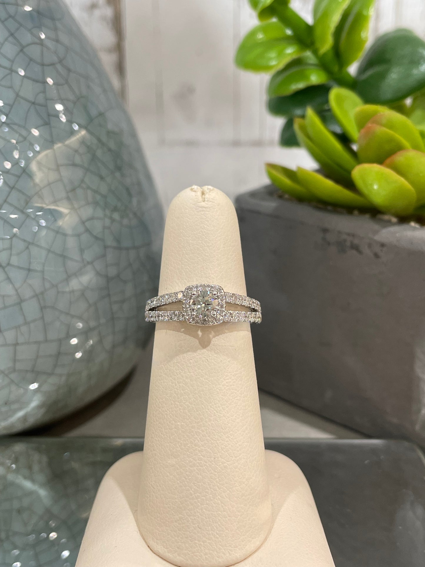 14k White Gold 0.31ct Diamond Halo Engagement Ring
