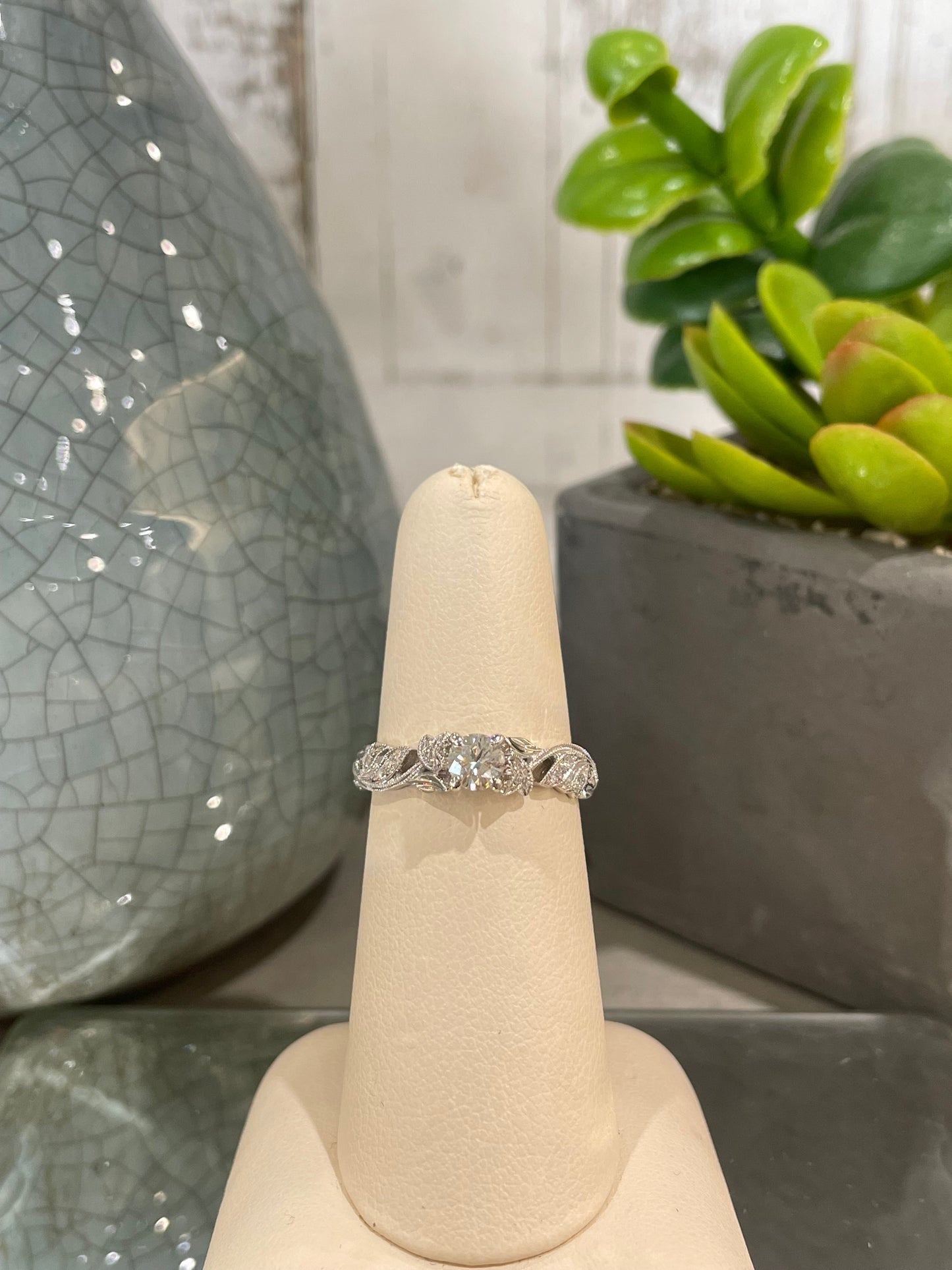 14k White Gold 0.33ct Diamond Filigree Shoulder Noam Carver Engagement Ring