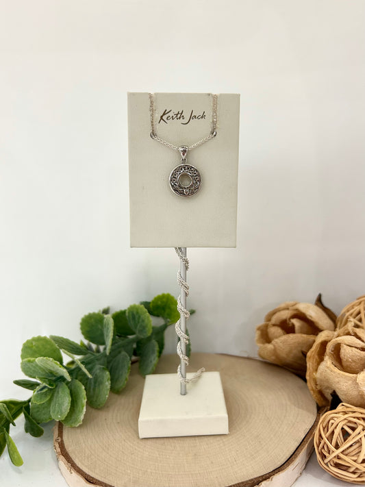 Silver Claddagh Pendant