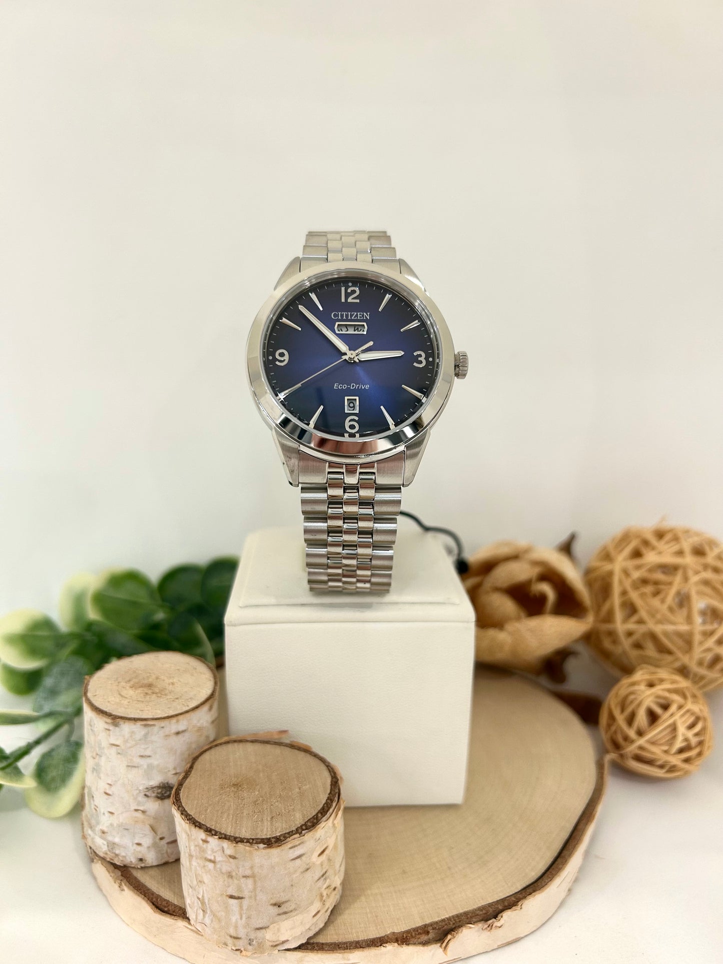 Men's Citizen Eco Drive Minimal Face Watch with Metal Band