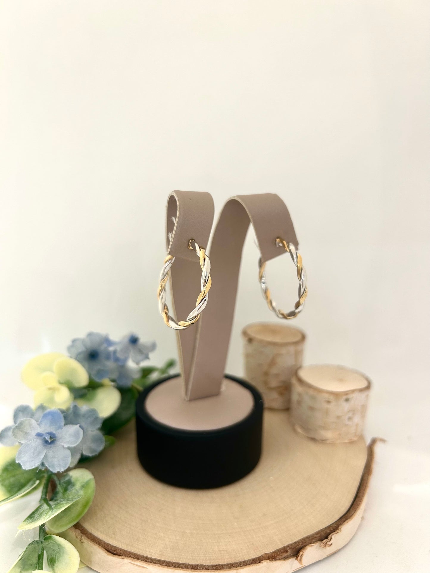 10k Two Tone Ribbon Hoop Earrings