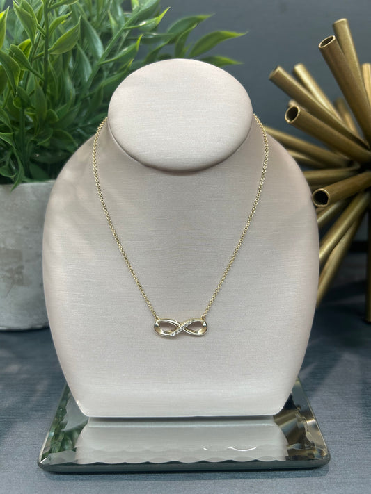 10k Yellow Gold 0.06ctw Diamond Infinity Bar Necklace