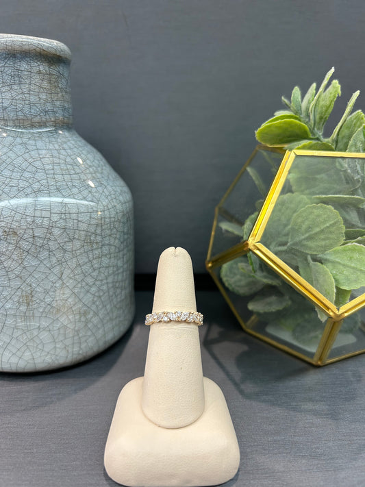 10k Yellow Gold 0.80ctw Lab Diamond Round and Marquise Band